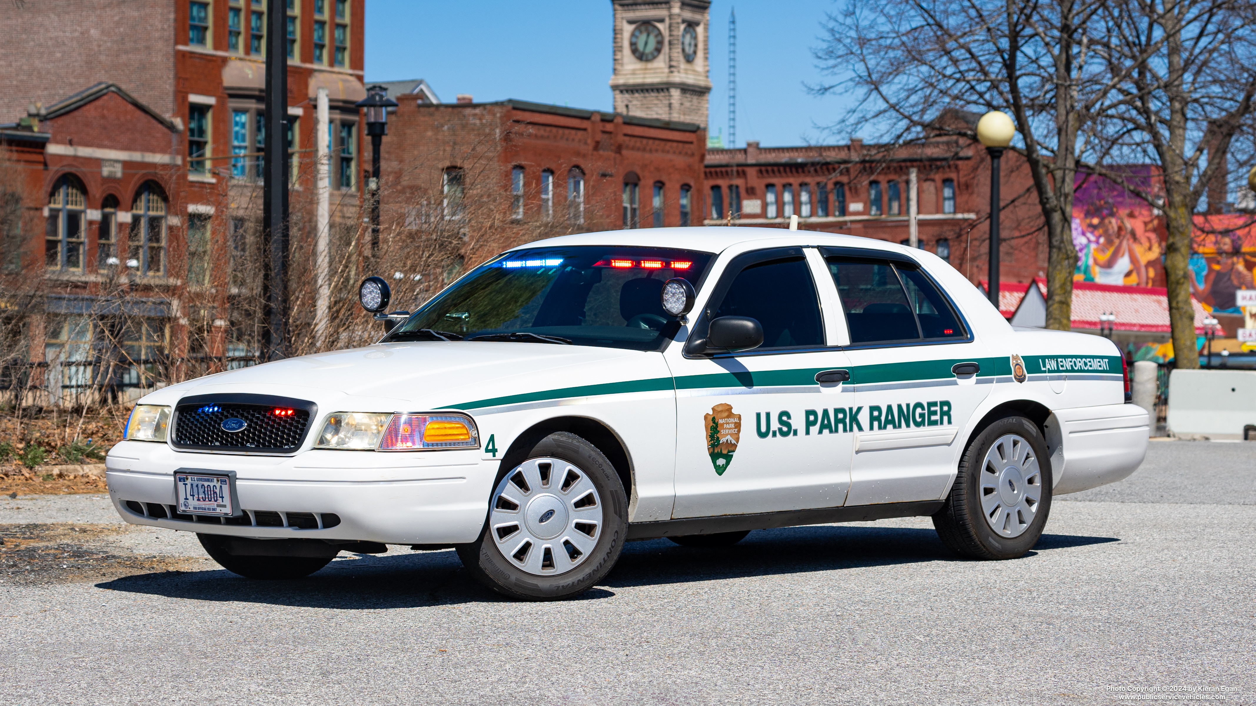 A photo  of United States National Park Service Law Enforcement Rangers
            Cruiser I413064, a 2010 Ford Crown Victoria Police Interceptor             taken by Kieran Egan
