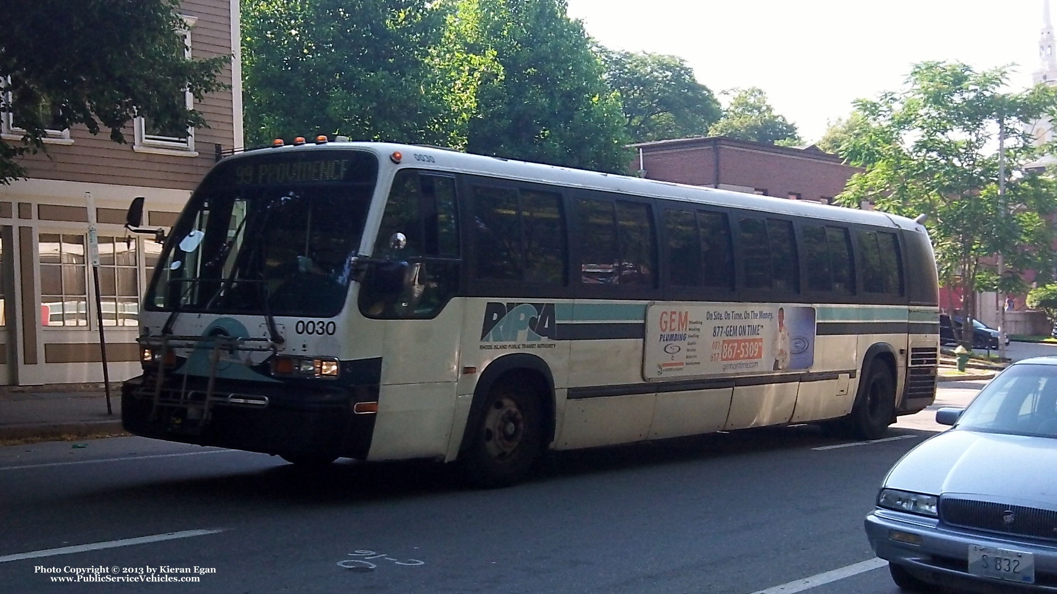 A photo  of Rhode Island Public Transit Authority
            Bus 0030, a 2000 Nova Bus RTS T82VN             taken by Kieran Egan