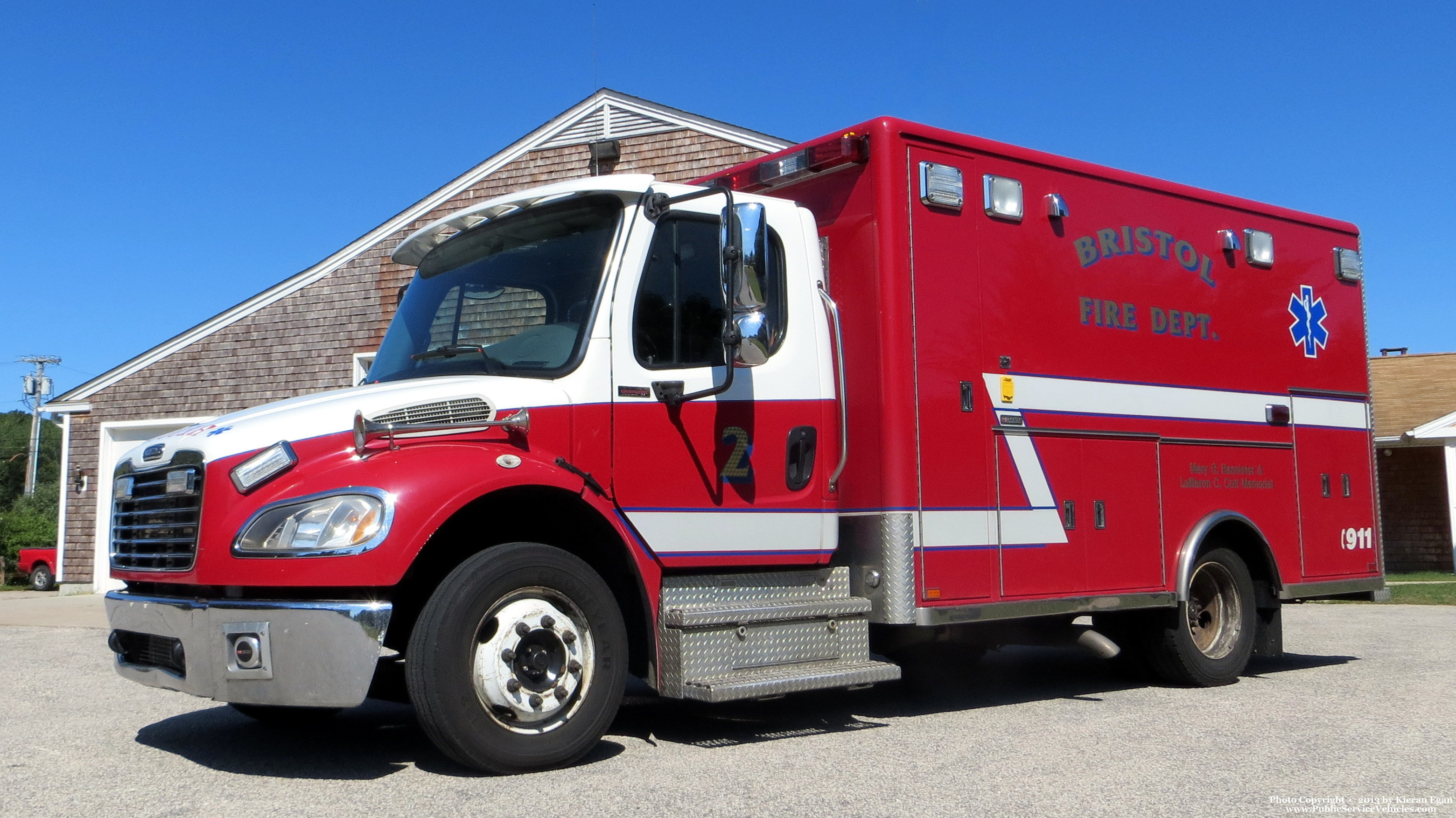 A photo  of Bristol Fire
            Rescue 2, a 2006 Freightliner             taken by Kieran Egan