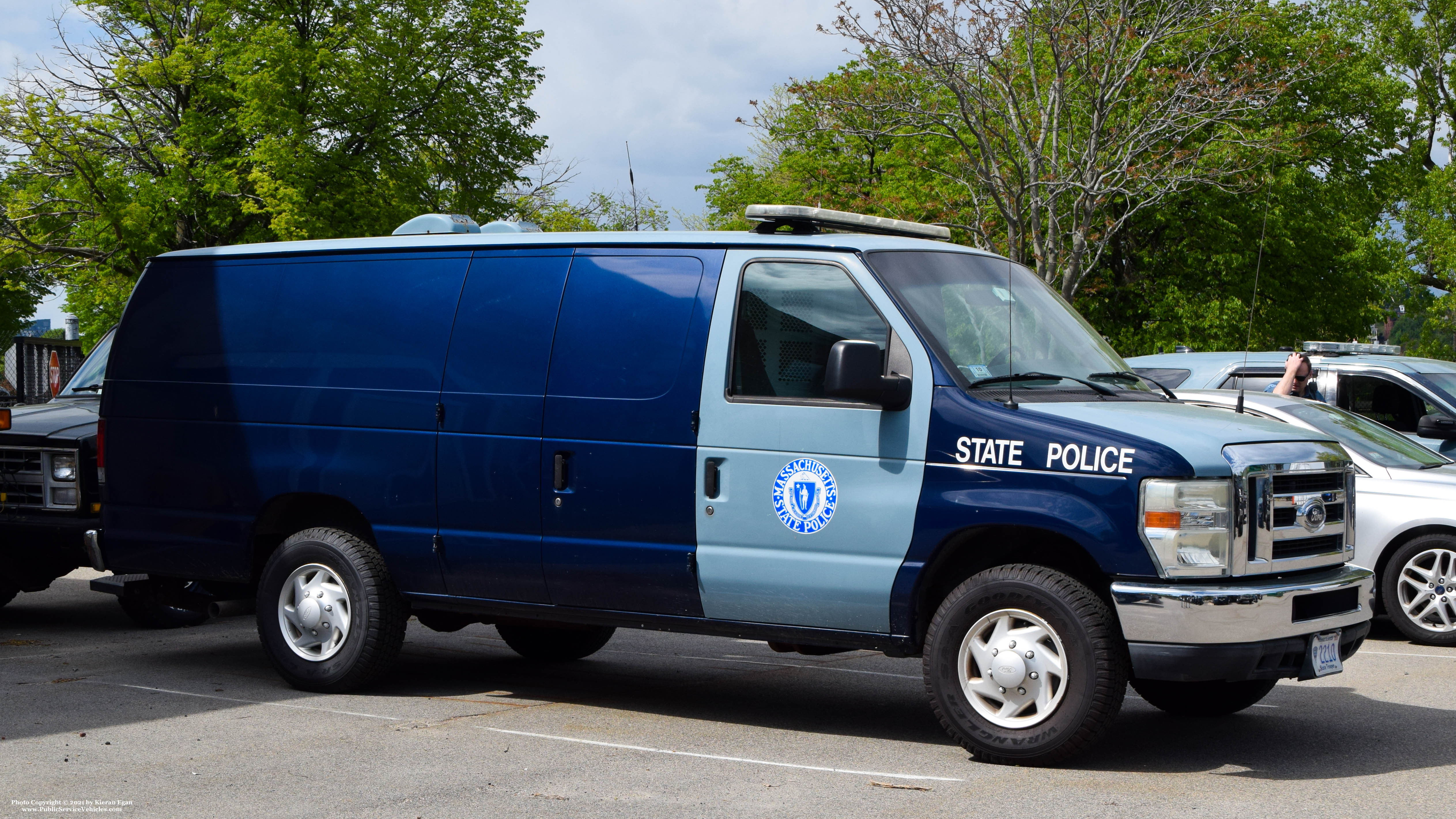 A photo  of Massachusetts State Police
            Cruiser 2210, a 2008 Ford E-Series             taken by Kieran Egan