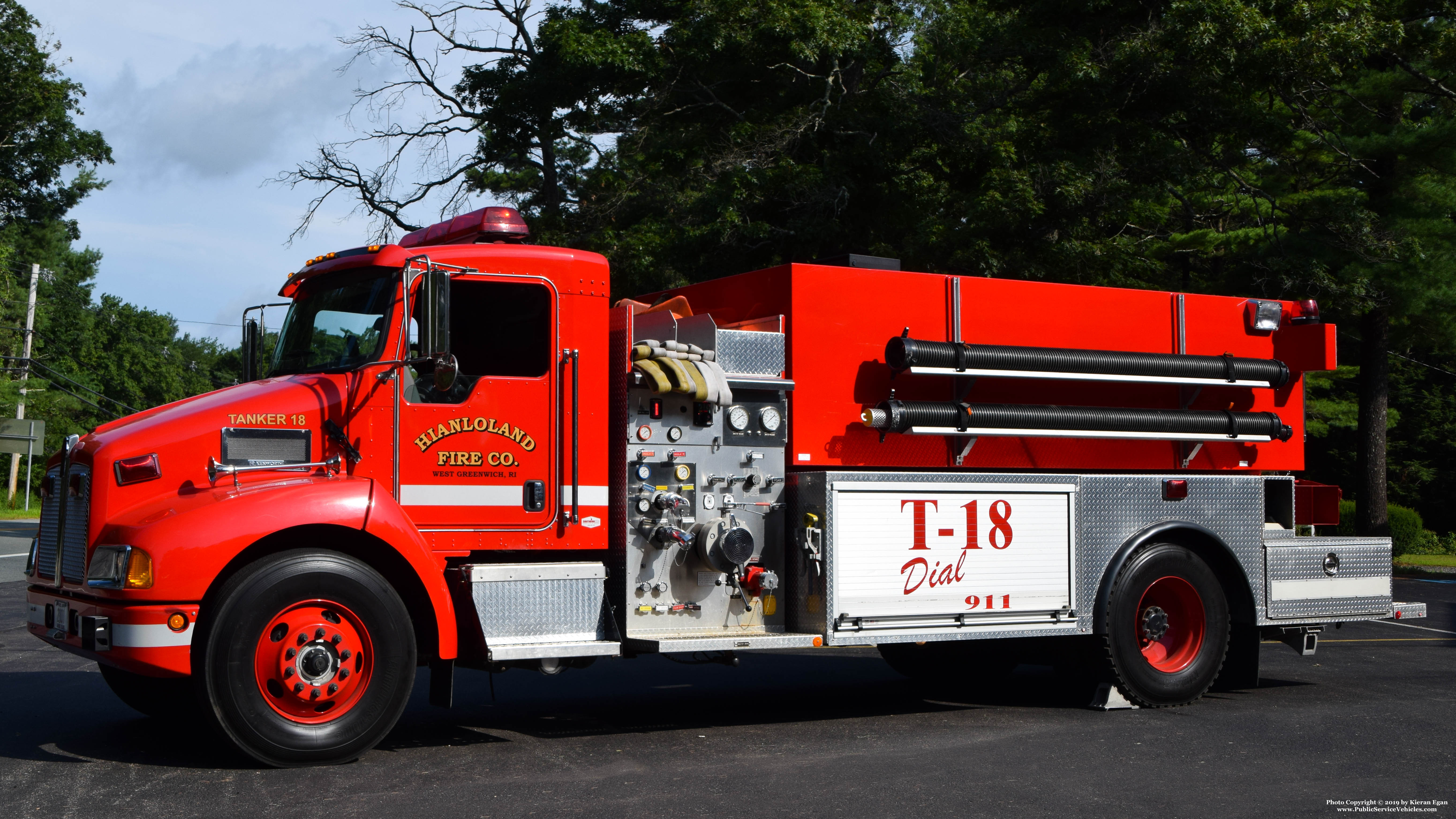 A photo  of Hianloland Fire District
            Tanker 18, a 2007 Kenworth             taken by Kieran Egan