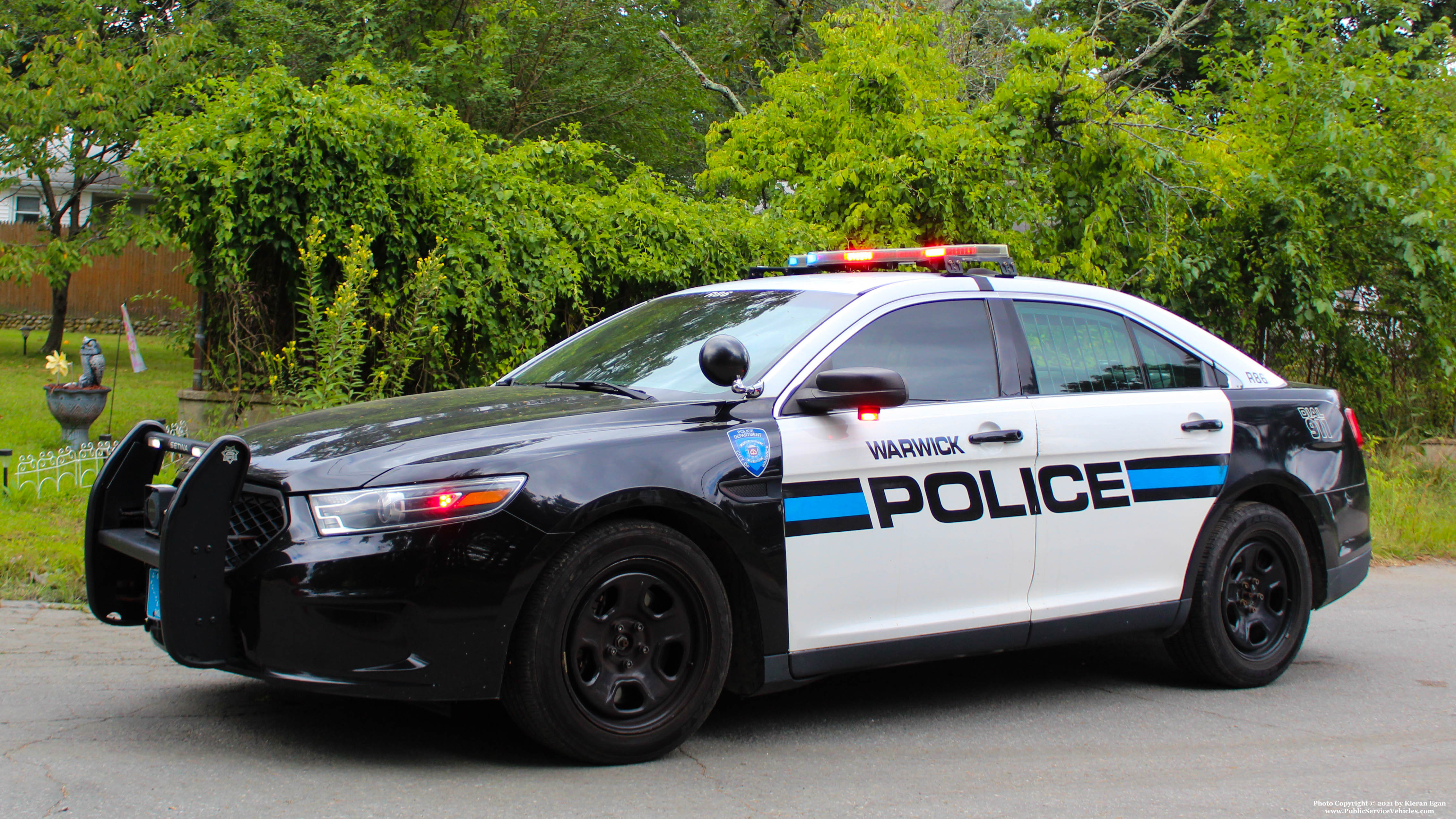 A photo  of Warwick Police
            Cruiser R-86, a 2015 Ford Police Interceptor Sedan             taken by Kieran Egan