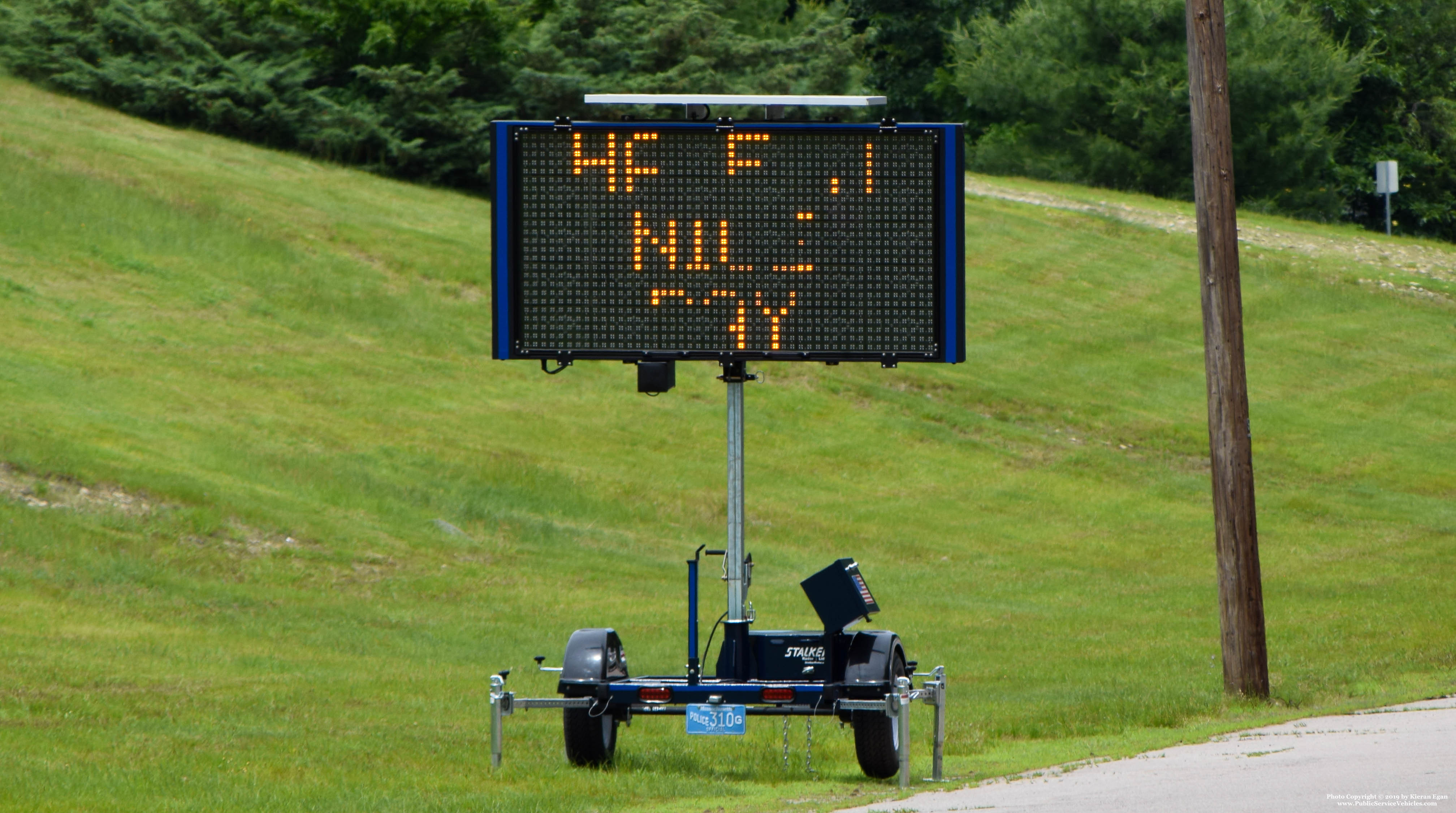 A photo  of Franklin Police
            Message Trailer, a 2006-2019 Salker Radar Message Trailer 360             taken by Kieran Egan