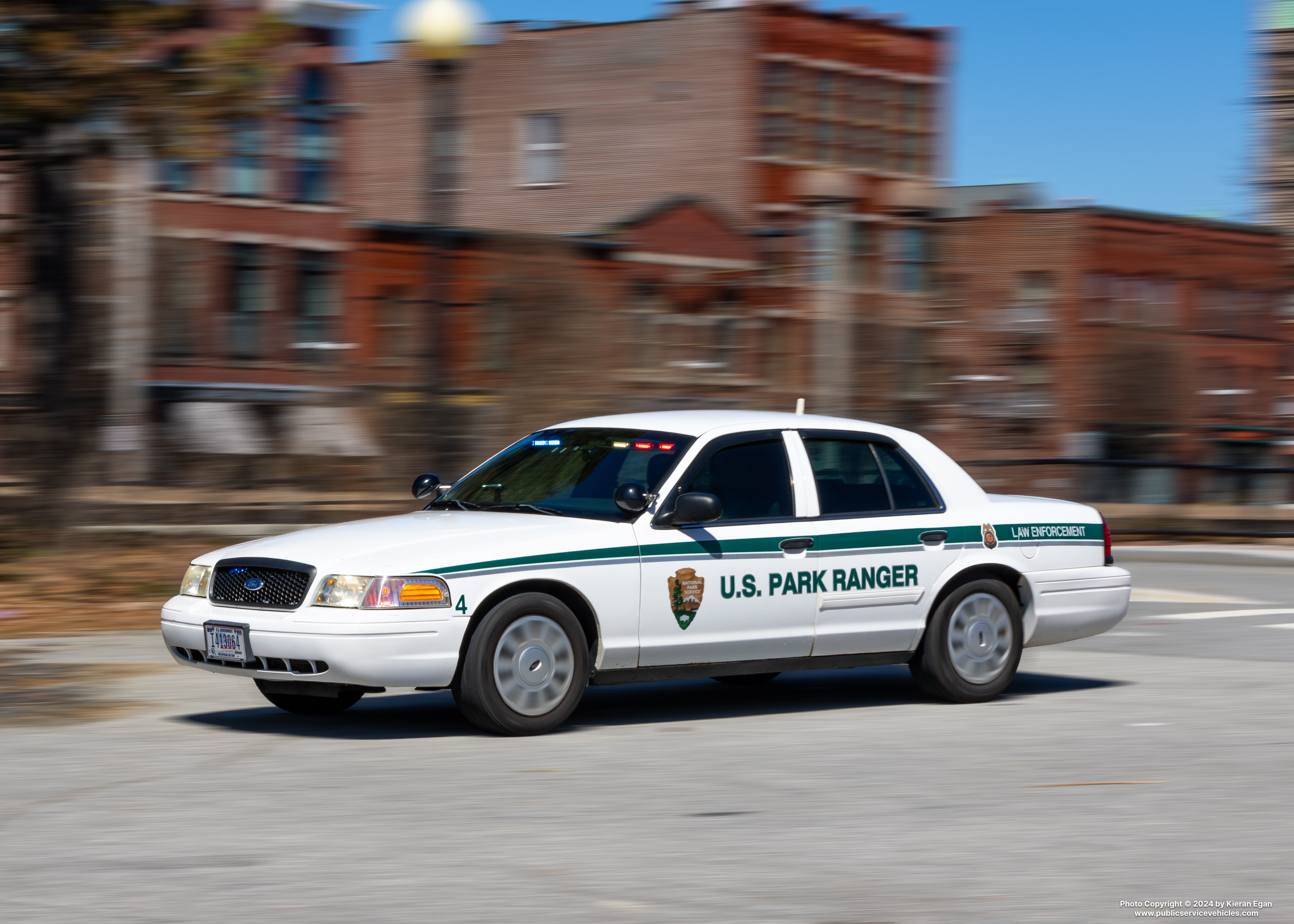 A photo  of United States National Park Service Law Enforcement Rangers
            Cruiser I413064, a 2010 Ford Crown Victoria Police Interceptor             taken by Kieran Egan