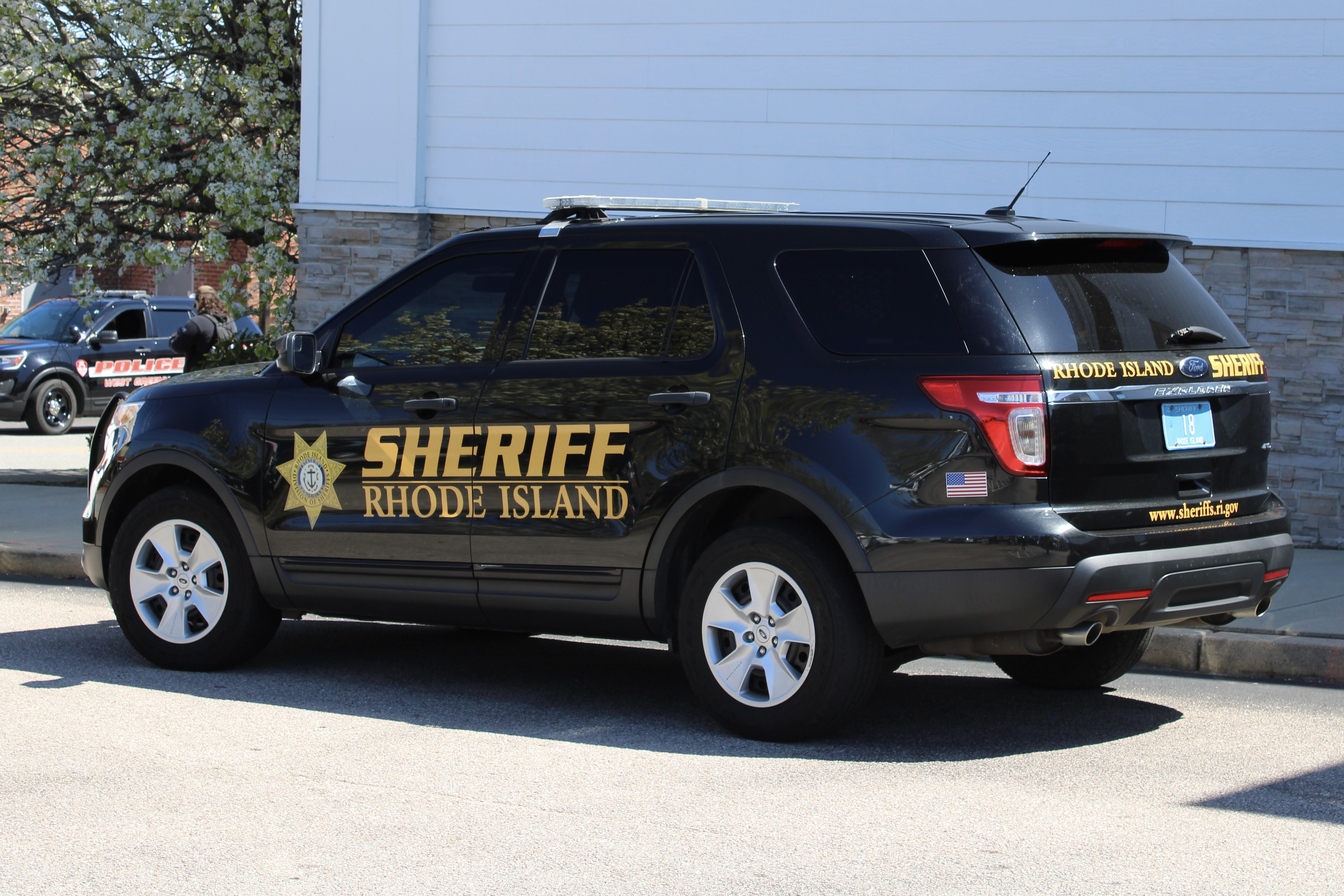 A photo  of Rhode Island Division of Sheriffs
            Cruiser 18, a 2012 Ford Explorer             taken by @riemergencyvehicles