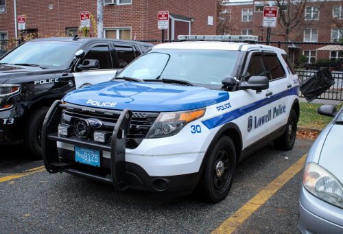 Lowell Police Photos - PublicServiceVehicles.com