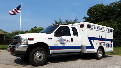 Additional photo  of Charlestown Ambulance Rescue Service
                    Squad 90, a 2004 Ford F-450                     taken by Kieran Egan