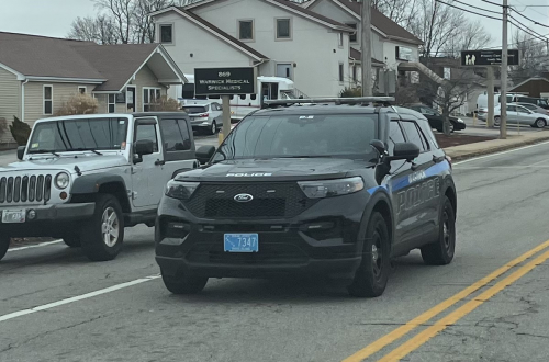 Additional photo  of Warwick Police
                    Cruiser P-5, a 2021 Ford Police Interceptor Utility                     taken by @riemergencyvehicles