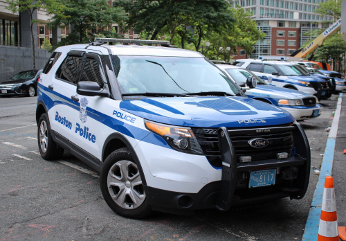 Additional photo  of Boston Police
                    Cruiser 4512, a 2014 Ford Police Interceptor Utility                     taken by @riemergencyvehicles