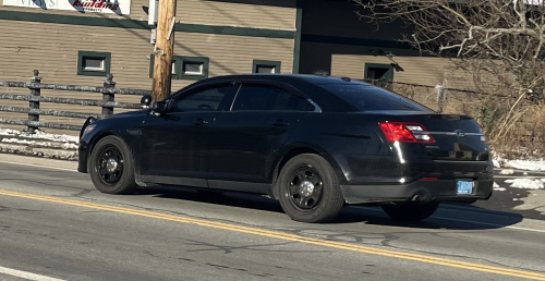 Additional photo  of Warwick Police
                    Cruiser T-33, a 2016 Ford Police Interceptor Sedan                     taken by @riemergencyvehicles