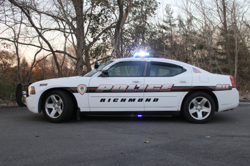 Additional photo  of Richmond Police
                    Cruiser 906, a 2006-2010 Dodge Charger                     taken by @riemergencyvehicles