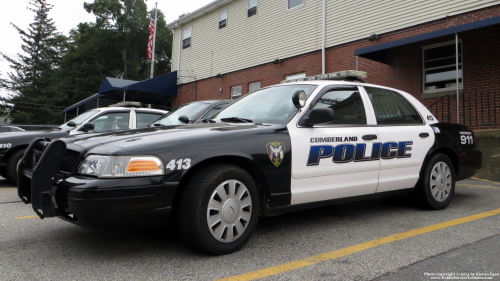 Additional photo  of Cumberland Police
                    Cruiser 413, a 2006-2008 Ford Crown Victoria Police Interceptor                     taken by Kieran Egan