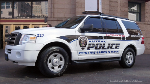 Additional photo  of Amtrak Police
                    Cruiser 227, a 2007-2012 Ford Expedition                     taken by Kieran Egan