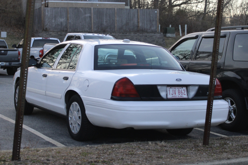 Photo of Unmarked Unit - PublicServiceVehicles.com