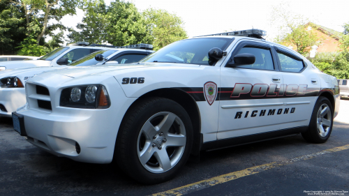 Additional photo  of Richmond Police
                    Cruiser 906, a 2006-2010 Dodge Charger                     taken by @riemergencyvehicles