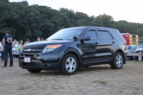 Additional photo  of Warwick Fire
                    Car 3, a 2015 Ford Police Interceptor Utility                     taken by @riemergencyvehicles