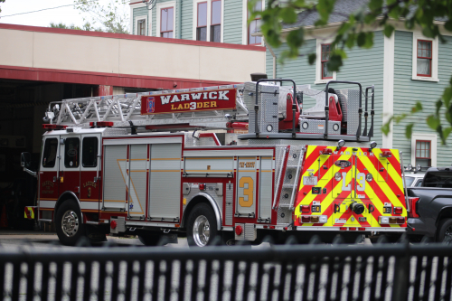 Additional photo  of Warwick Fire
                    Ladder 3, a 2015 E-One Cyclone II Metro                     taken by @riemergencyvehicles