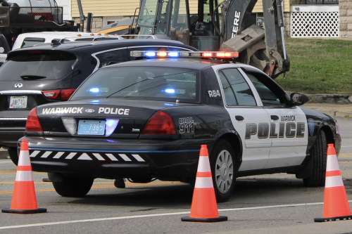 Additional photo  of Warwick Police
                    Cruiser R-84, a 2011 Ford Crown Victoria Police Interceptor                     taken by @riemergencyvehicles