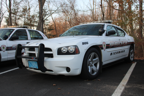 Additional photo  of Richmond Police
                    Cruiser 906, a 2006-2010 Dodge Charger                     taken by @riemergencyvehicles