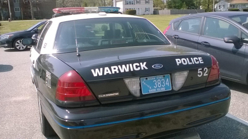 Additional photo  of Warwick Police
                    Cruiser P-52, a 2006-2008 Ford Crown Victoria Police Interceptor                     taken by @riemergencyvehicles