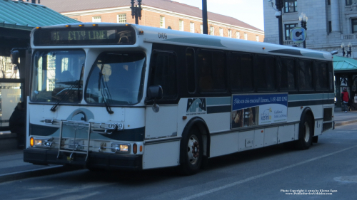 Additional photo  of Rhode Island Public Transit Authority
                    Bus 0109, a 2001 Orion V 05.501                     taken by Kieran Egan