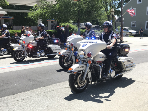 Additional photo  of Warwick Police
                    Motorcycle 2, a 2010-2015 Harley Davidson Electra Glide                     taken by @riemergencyvehicles