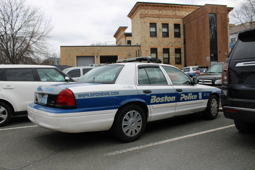 Additional photo  of Boston Police
                    Cruiser 1160, a 2011 Ford Crown Victoria Police Interceptor                     taken by @riemergencyvehicles