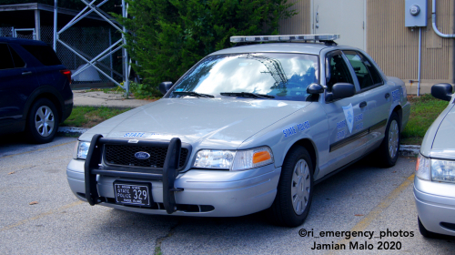 Additional photo  of Rhode Island State Police
                    Cruiser 329, a 2010 Ford Crown Victoria Police Interceptor                     taken by Kieran Egan
