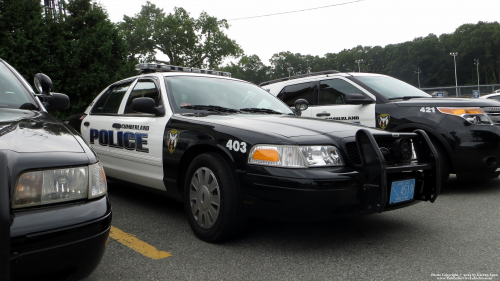 Additional photo  of Cumberland Police
                    Cruiser 403, a 2009-2011 Ford Crown Victoria Police Interceptor                     taken by Kieran Egan