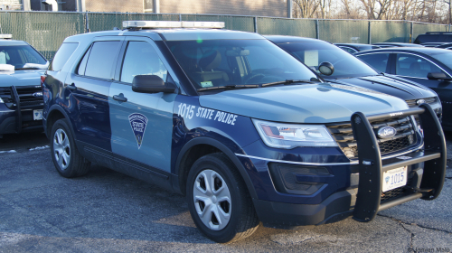 Massachusetts State Police Photos - PublicServiceVehicles.com