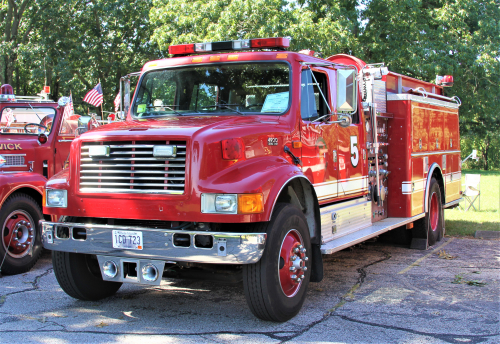 Additional photo  of Central Coventy Fire District
                    Central Coventry, RI Fire District Engine 5, a 1994 International                     taken by Kieran Egan