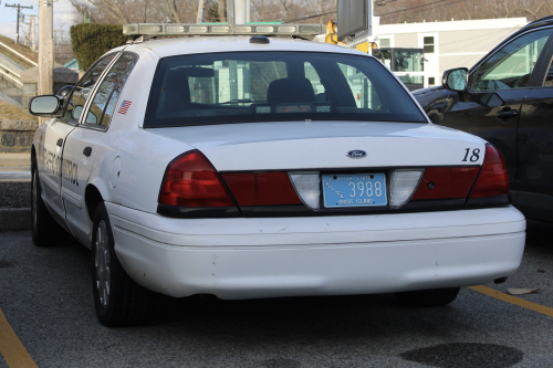 Additional photo  of West Warwick Police
                    Car 18, a 2011 Ford Crown Victoria Police Interceptor                     taken by Kieran Egan