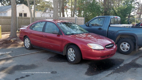 Additional photo  of Barrington Public Works
                    Car 44, a 2005-2007 Ford Taurus                     taken by Kieran Egan