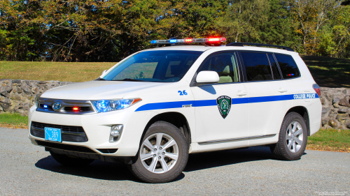 Additional photo  of Community College of Rhode Island Police
                    Cruiser 26, a 2008-2013 Toyota Highlander Hybrid                     taken by Kieran Egan