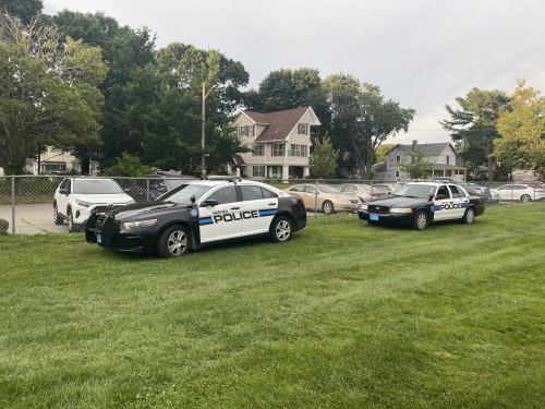 Additional photo  of Warwick Police
                    Cruiser R-77, a 2015 Ford Police Interceptor Sedan                     taken by Kieran Egan