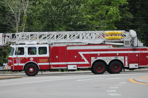 Additional photo  of Warwick Fire
                    Ladder 1, a 2005 E-One Cyclone II                     taken by Kieran Egan