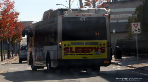 Additional photo  of Rhode Island Public Transit Authority
                    Bus 1071, a 2010 Gillig BRT HEV                     taken by Kieran Egan