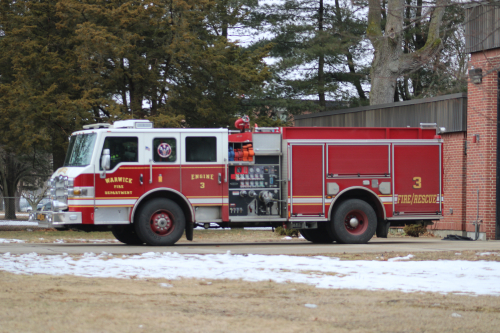 Additional photo  of Warwick Fire
                    Engine 3, a 2011 Pierce Velocity “Big Block” Contender                     taken by @riemergencyvehicles