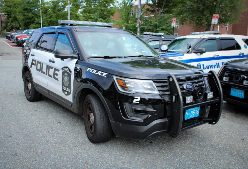 Lowell Police Photos - PublicServiceVehicles.com