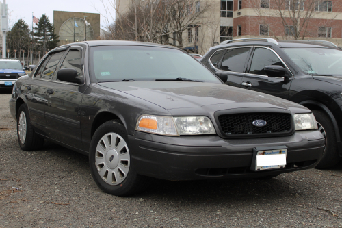 Additional photo  of Boston Police
                    Unmarked Unit, a 2009 Ford Crown Victoria Police Interceptor                     taken by @riemergencyvehicles