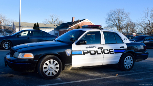 Additional photo  of Warwick Police
                    Cruiser R-78, a 2006-2008 Ford Crown Victoria Police Interceptor                     taken by @riemergencyvehicles