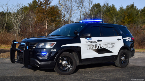 Norwell Police Photos - PublicServiceVehicles.com