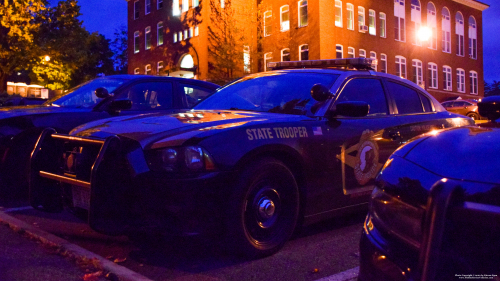 Additional photo  of New Hampshire State Police
                    Cruiser 915, a 2011-2014 Dodge Charger                     taken by Kieran Egan