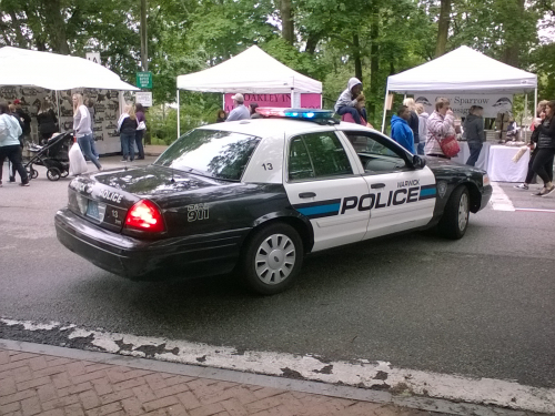 Additional photo  of Warwick Police
                    Cruiser P-13, a 2009-2011 Ford Crown Victoria Police Interceptor                     taken by Kieran Egan