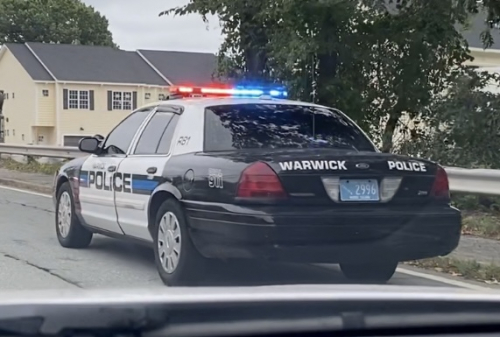 Additional photo  of Warwick Police
                    Cruiser R-81, a 2009-2011 Ford Crown Victoria Police Interceptor                     taken by Kieran Egan