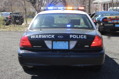 Additional photo  of Warwick Police
                    Cruiser R-70, a 2009-2011 Ford Crown Victoria Police Interceptor                     taken by Kieran Egan