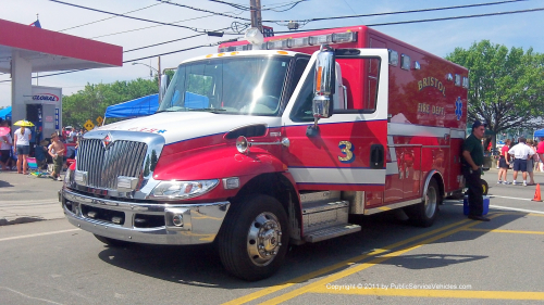 Additional photo  of Bristol Fire
                    Rescue 3, a 2009 International                     taken by Kieran Egan