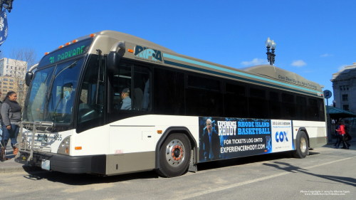 Additional photo  of Rhode Island Public Transit Authority
                    Bus 1055, a 2010 Gillig BRT HEV                     taken by Kieran Egan