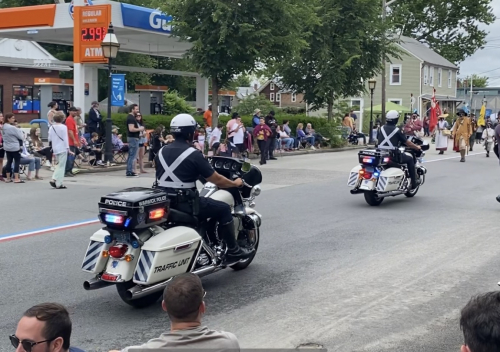 Additional photo  of Warwick Police
                    Motorcycle 2, a 2010-2015 Harley Davidson Electra Glide                     taken by @riemergencyvehicles