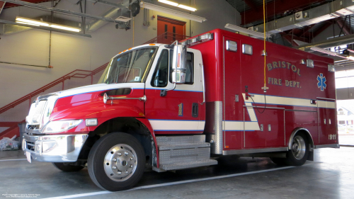 Additional photo  of Bristol Fire
                    Rescue 1, a 2007 International                     taken by Kieran Egan